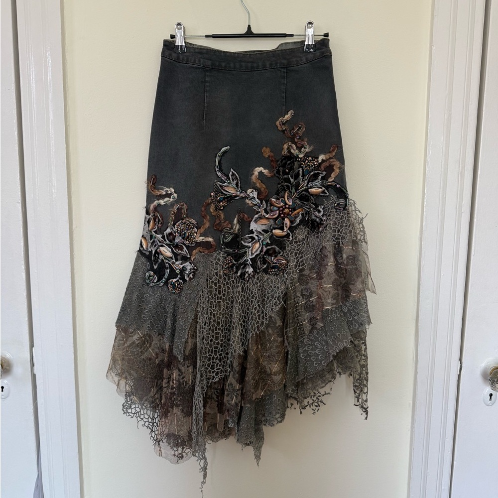 VENUS Black and Brown Asymmetrical Trumpet Midi Skirt